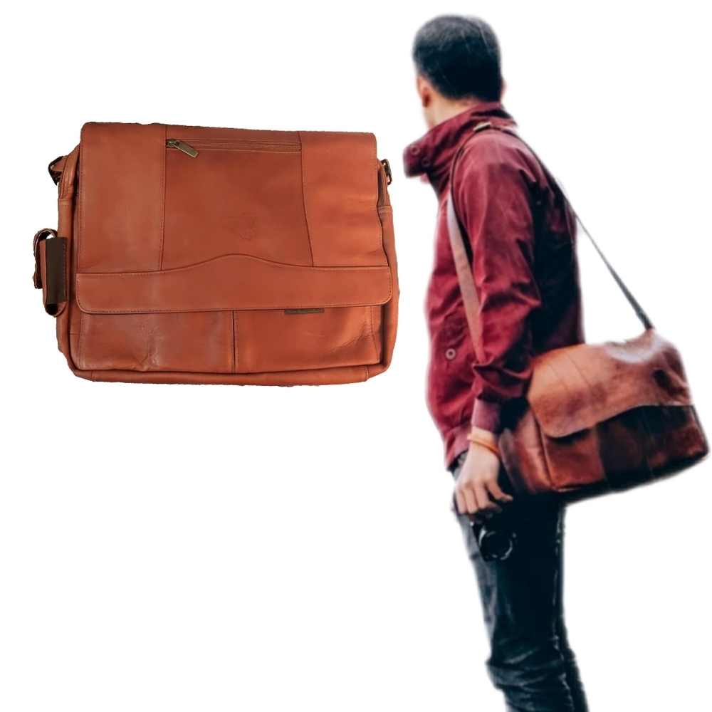 Leather Vachetta Porthole  17" Laptop NBA Charlotte Bobcats Tan Messenger/Brief…